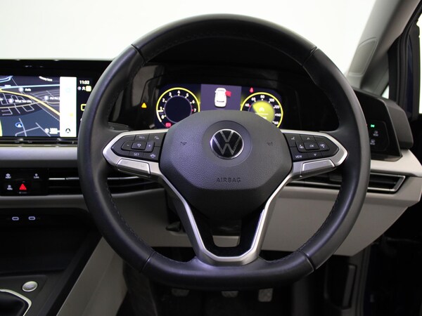 Used Volkswagen Golf 2022 for sale - 75611569: Photo 32