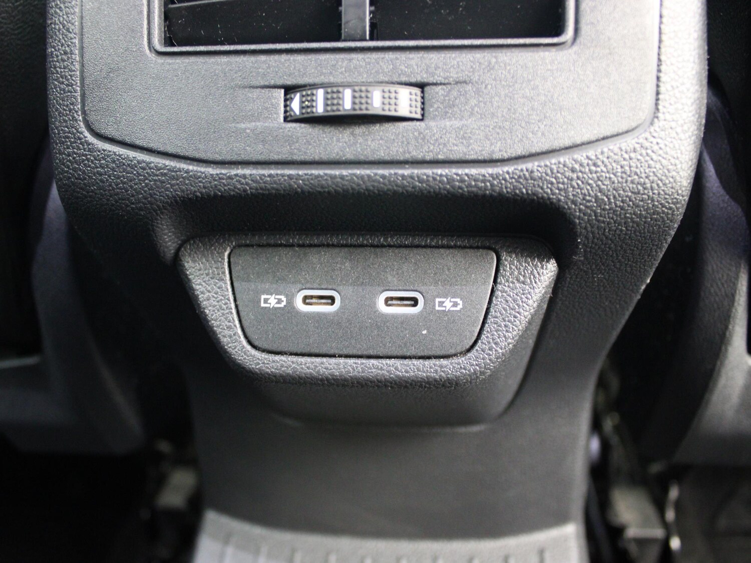 Used Volkswagen T-Roc 2021 for sale - 77294720: Photo 13