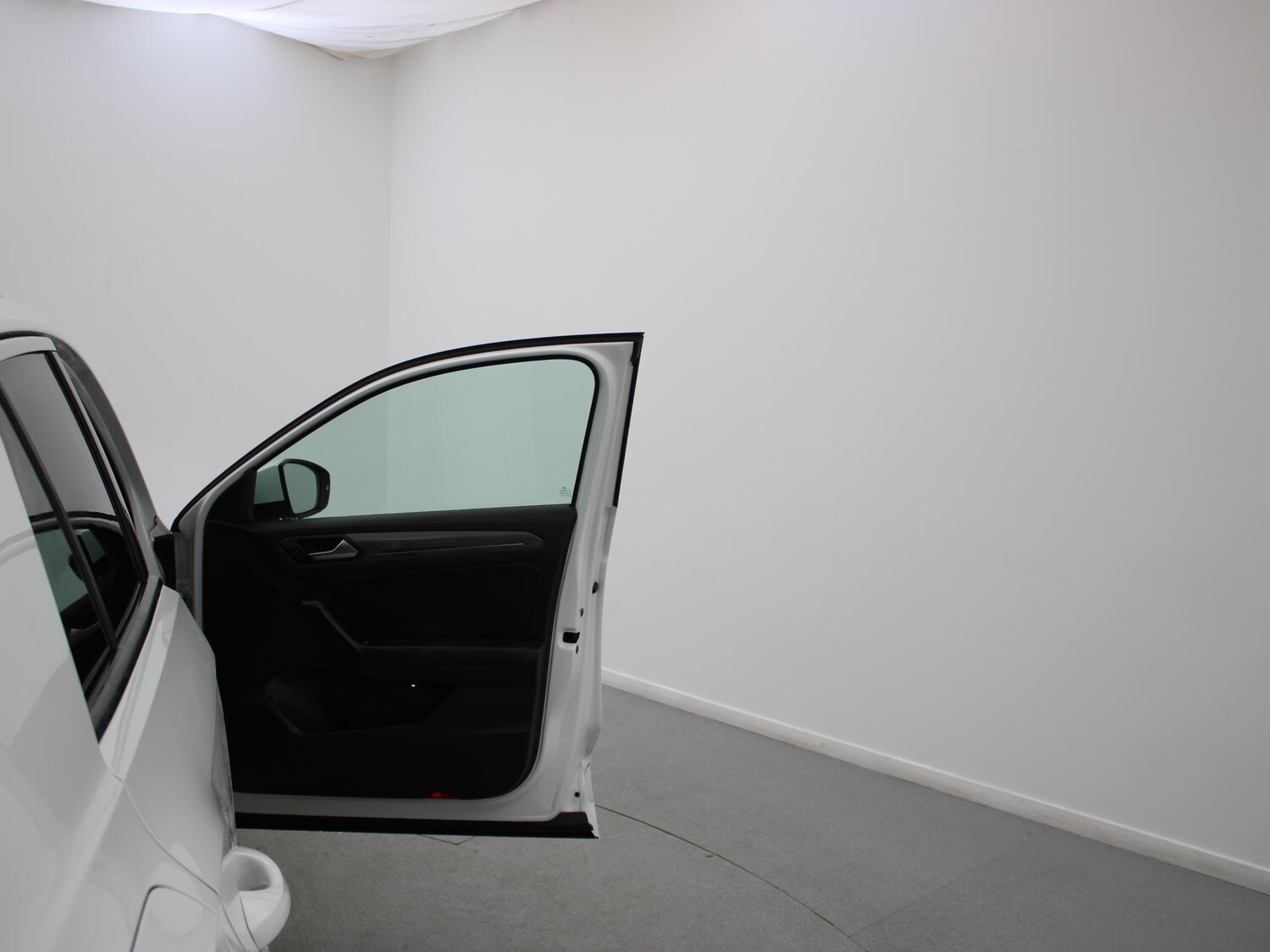 Used Volkswagen T-Roc 2021 for sale - 77294720: Photo 35