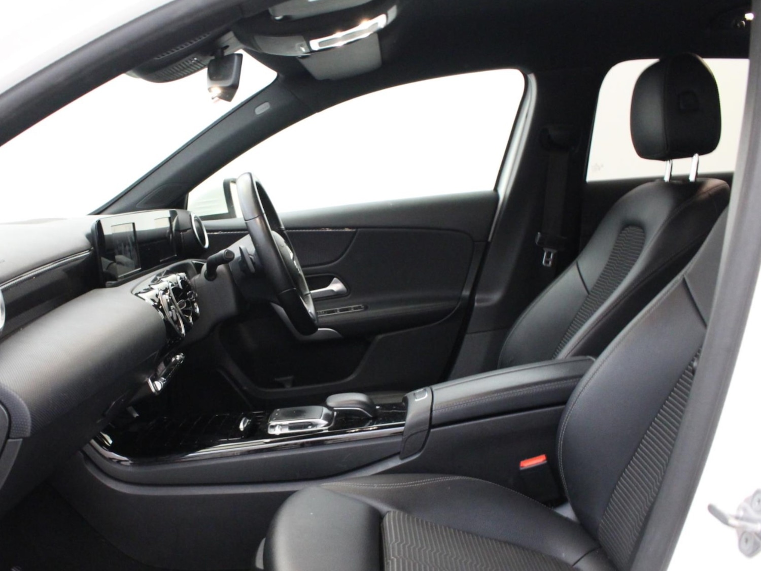 Used Mercedes-Benz A-Class 2019 for sale - 76723727: Photo 9