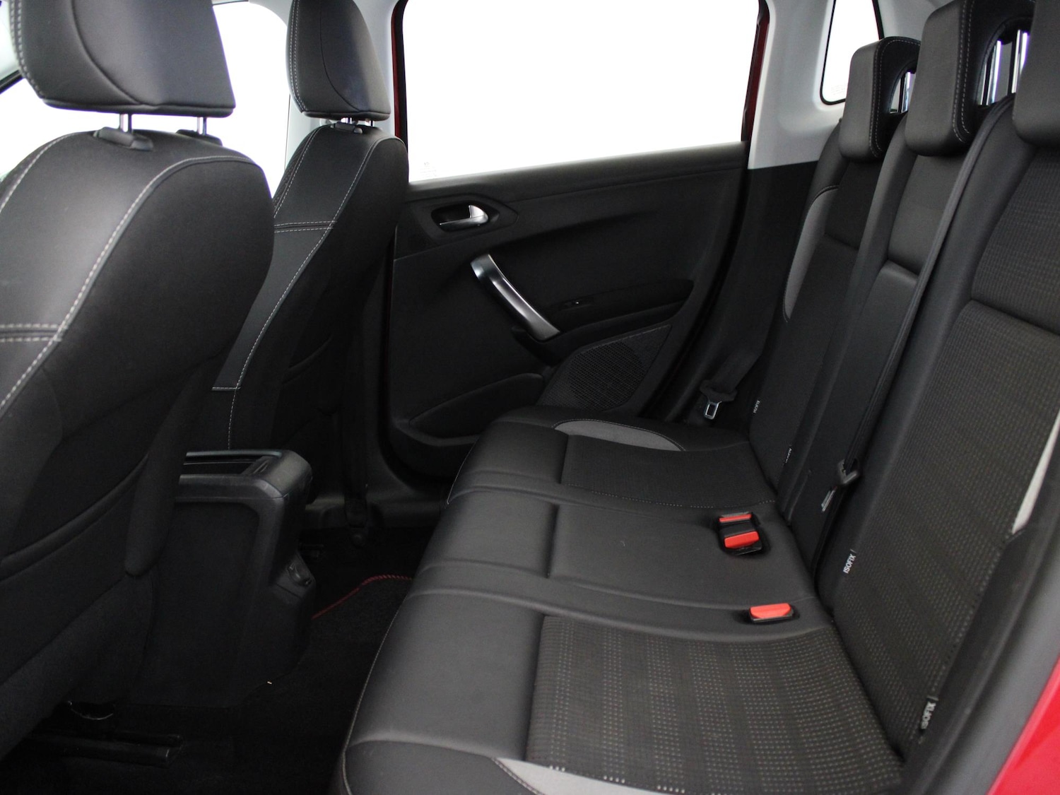 Used Peugeot 2008 2016 for sale - 76916404: Photo 10