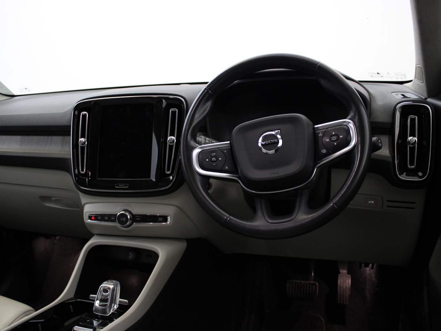 Used Volvo XC40 2020 for sale - 76206763: Photo 17