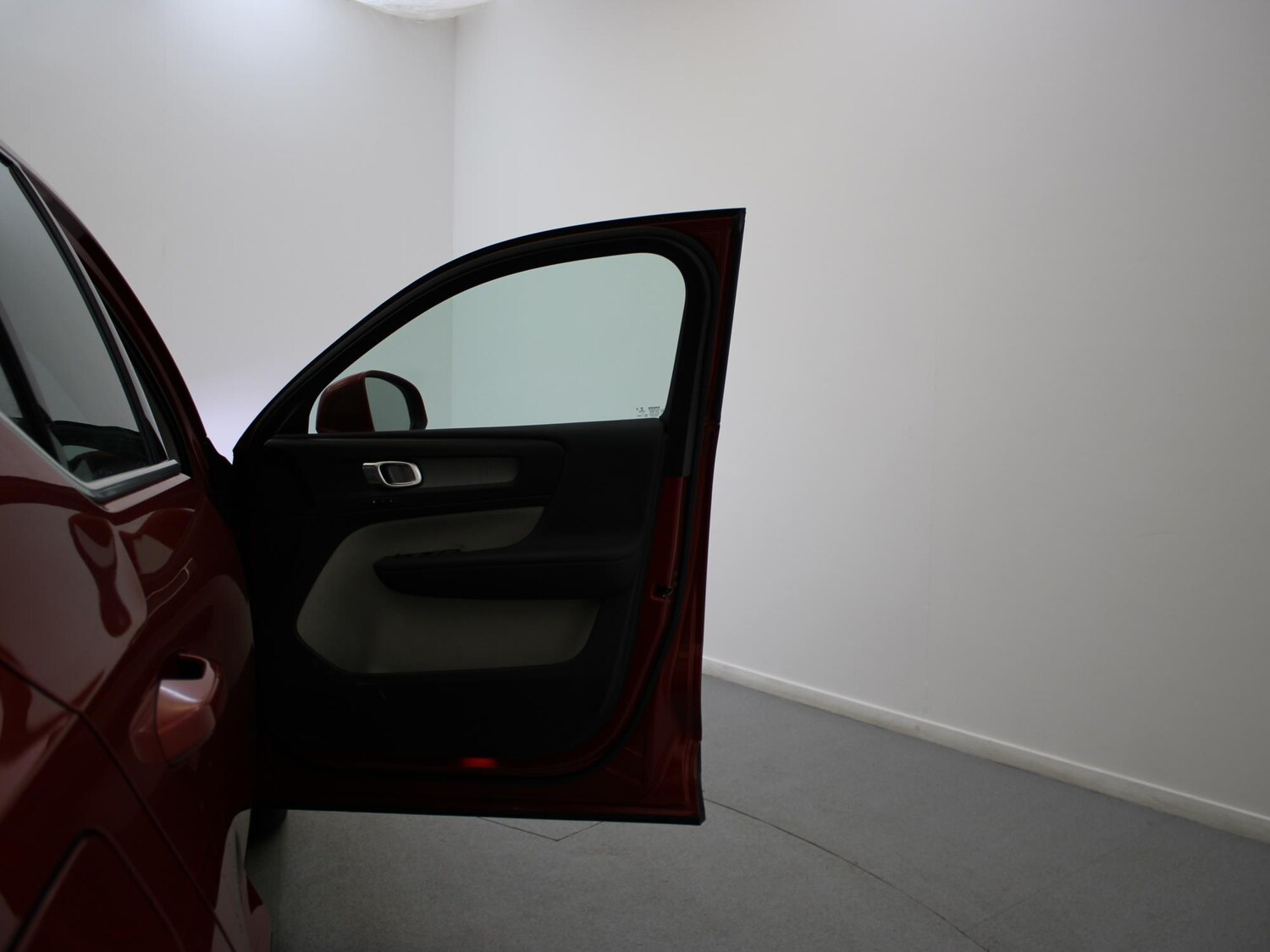 Used Volvo XC40 2020 for sale - 76206763: Photo 41