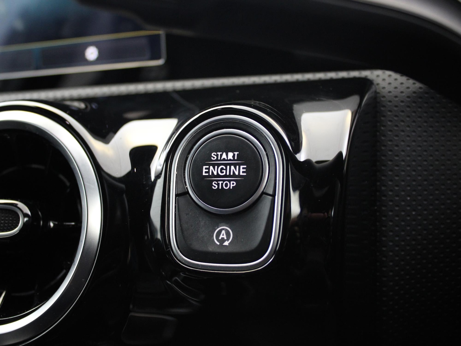 Used Mercedes-Benz A-Class 2019 for sale - 76723742: Photo 14