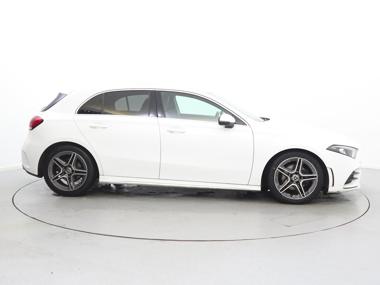 Used Mercedes-Benz A-Class 2019 for sale - 76723742: Photo 8