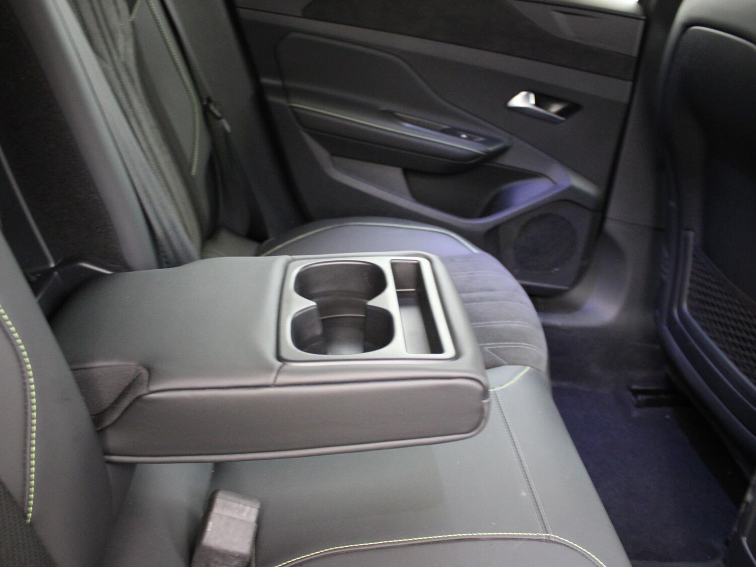 Used Peugeot 408 2024 for sale - 78122458: Photo 12