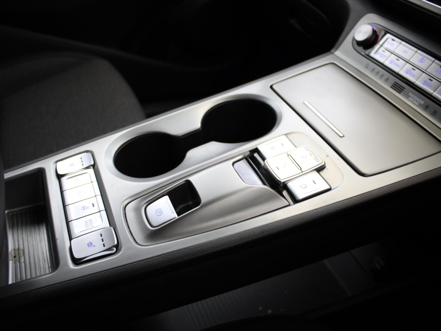 Used Hyundai KONA 2022 for sale - 77240119: Photo 33