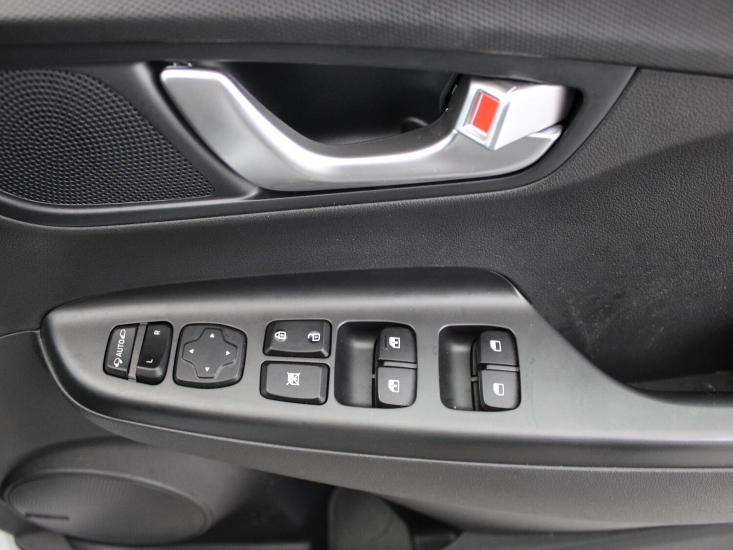 Used Hyundai KONA 2022 for sale - 77240119: Photo 41