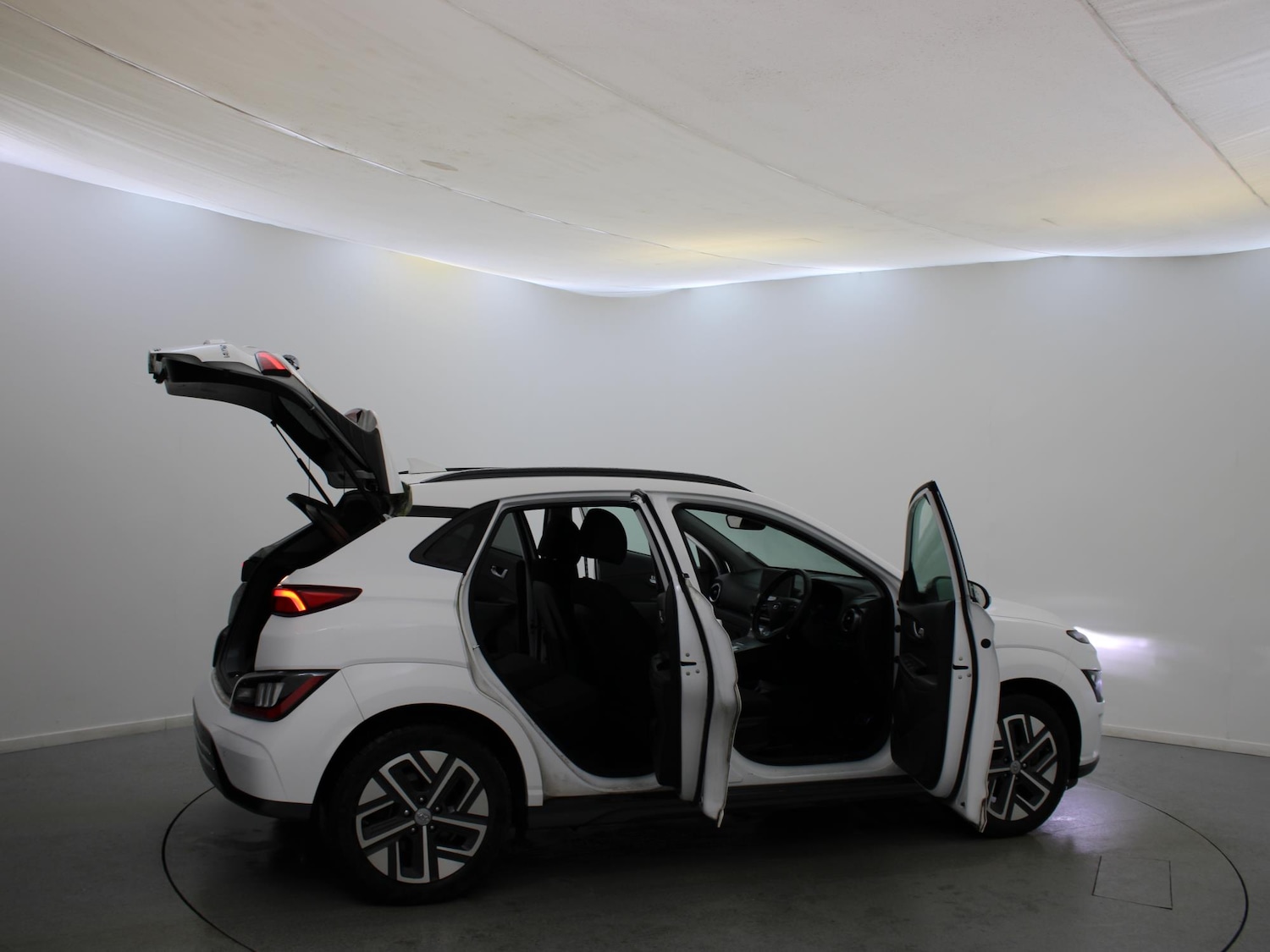 Used Hyundai KONA 2022 for sale - 77240119: Photo 42