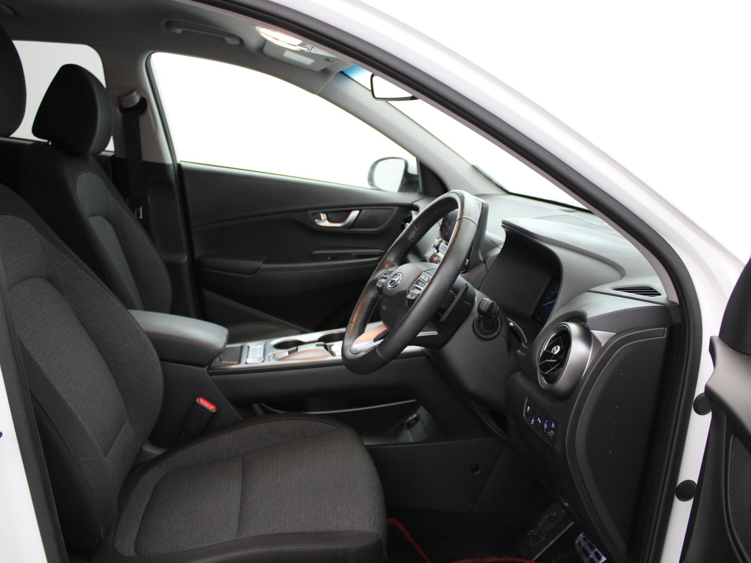 Used Hyundai KONA 2022 for sale - 77240119: Photo 9