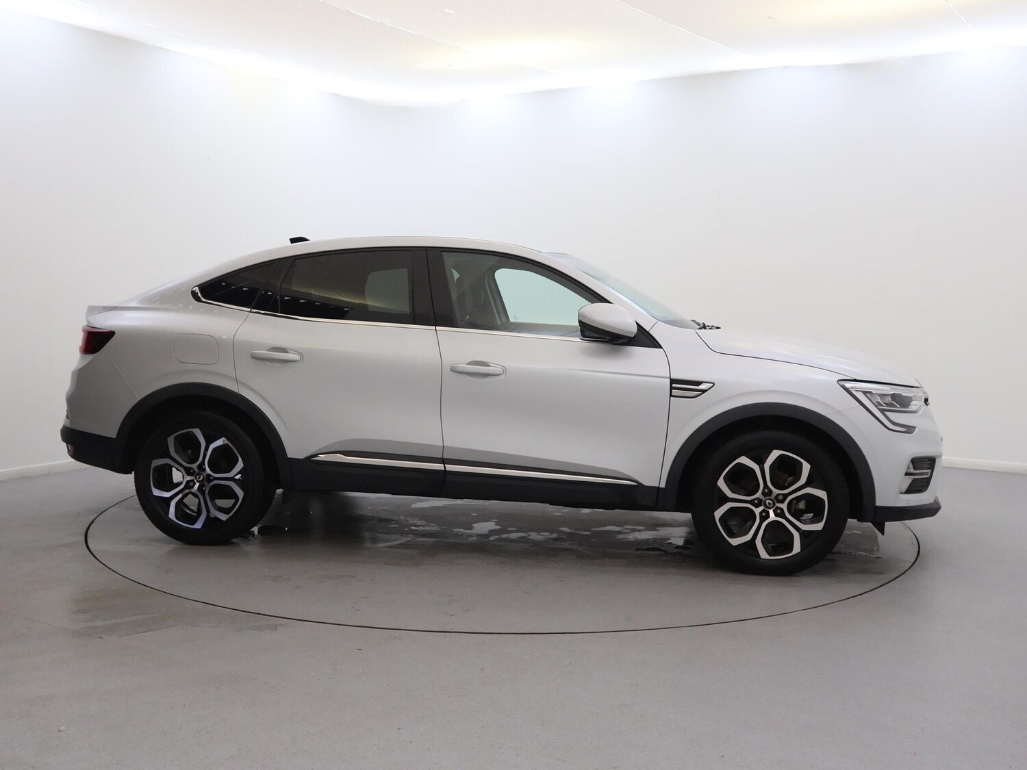 Used Renault Arkana 2022 for sale - 76373975: Photo 8