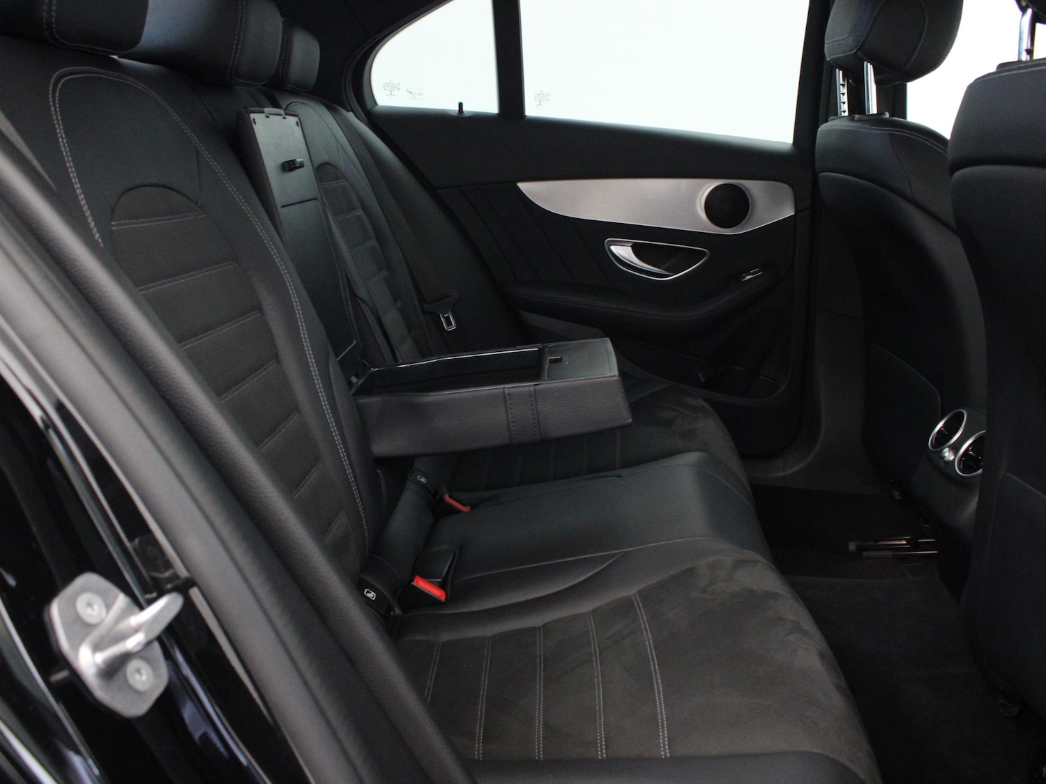 Used Mercedes-Benz C Class 2019 for sale - 77348490: Photo 13