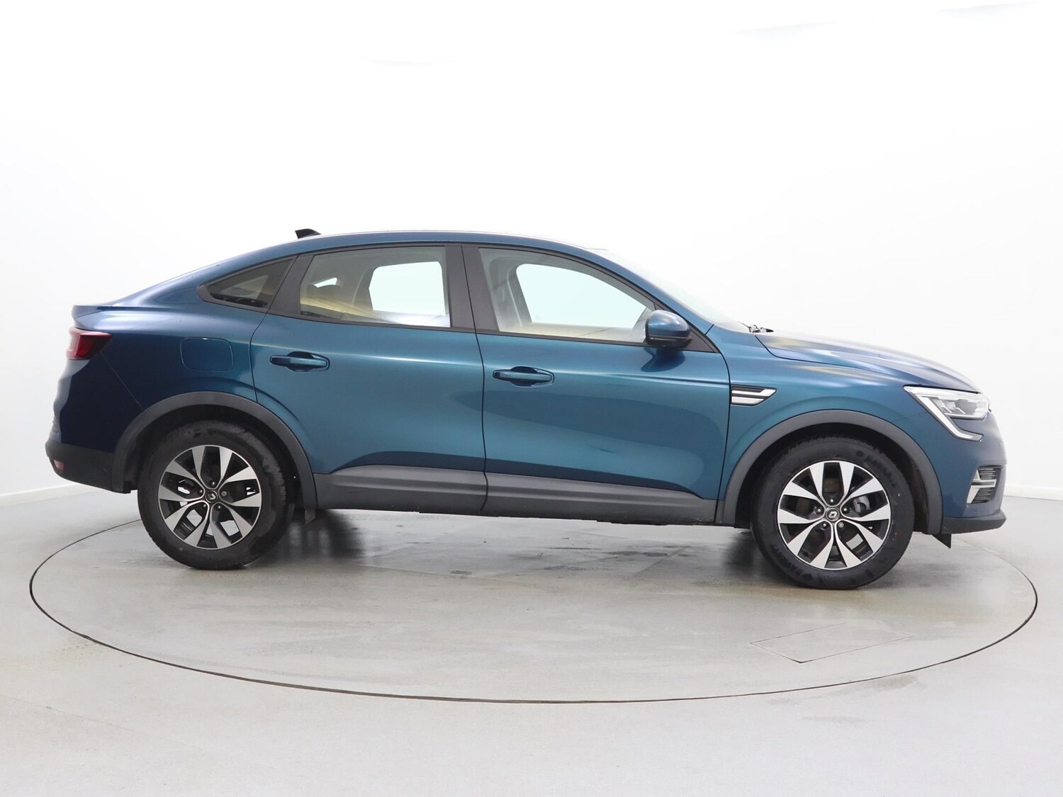 Used Renault Arkana 2022 for sale - 76515765: Photo 8