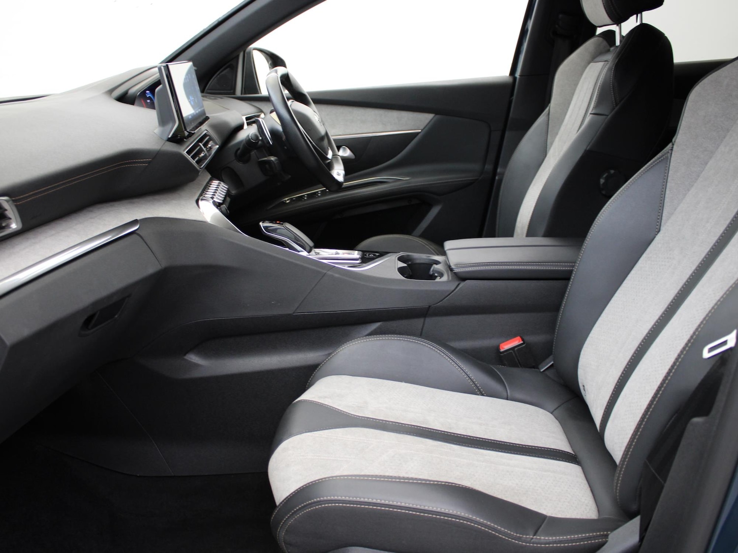 Used Peugeot 3008 2021 for sale - 76300228: Photo 11