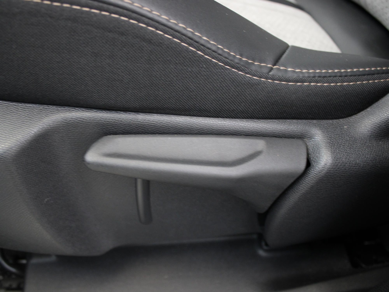 Used Peugeot 3008 2021 for sale - 76300228: Photo 12