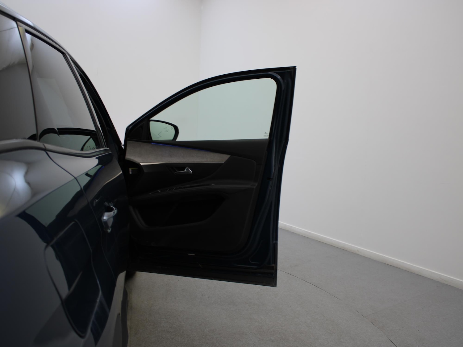 Used Peugeot 3008 2021 for sale - 76300228: Photo 36