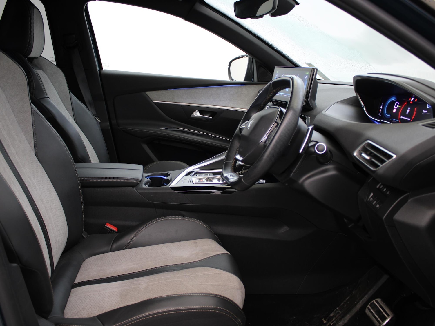 Used Peugeot 3008 2021 for sale - 76300228: Photo 9