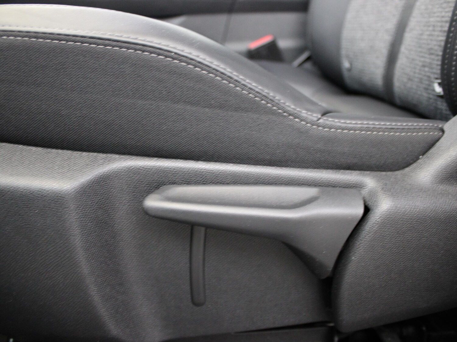 Used Peugeot 3008 2018 for sale - 77561174: Photo 10