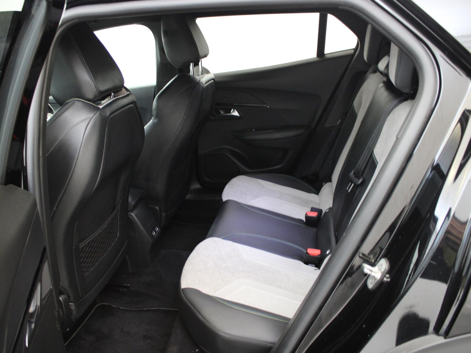 Used Peugeot 2008 2021 for sale - 77787344: Photo 11