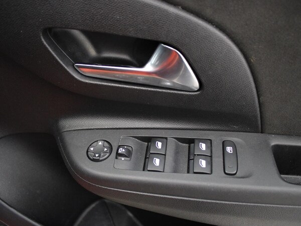 Used Vauxhall Corsa 2022 for sale - 75234880: Photo 38
