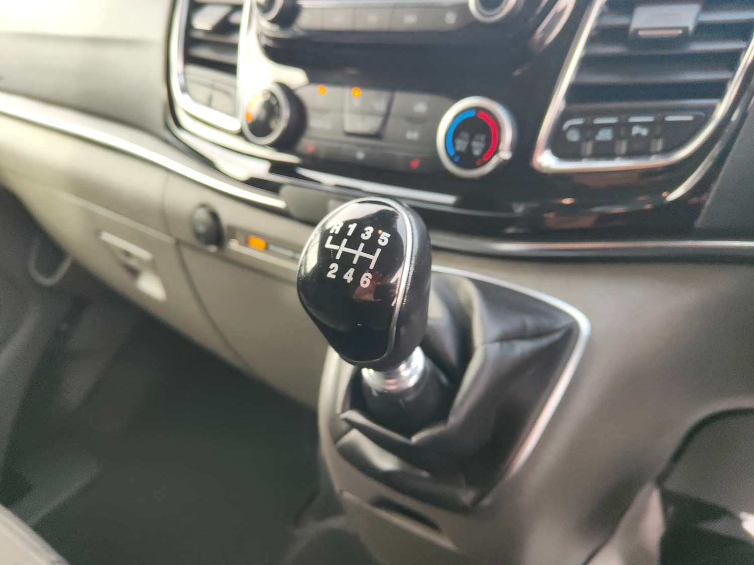 Used Ford Tourneo Custom 2022 for sale - 77444100: Photo 14