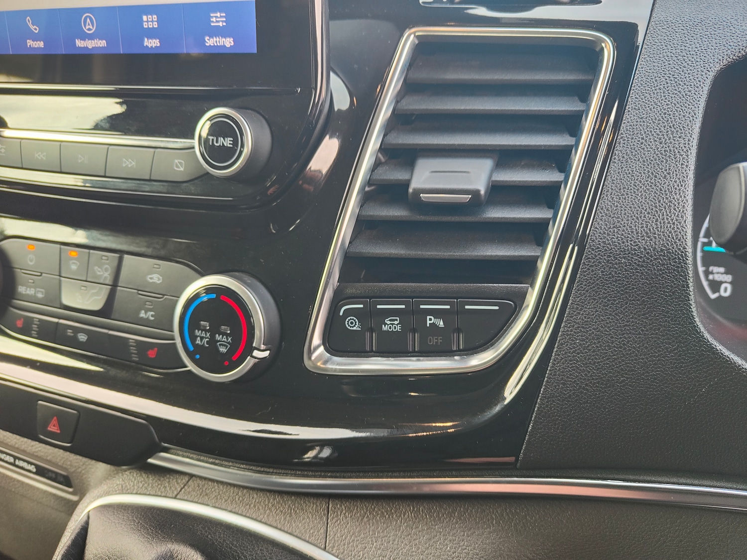 Used Ford Tourneo Custom 2022 for sale - 77444100: Photo 16