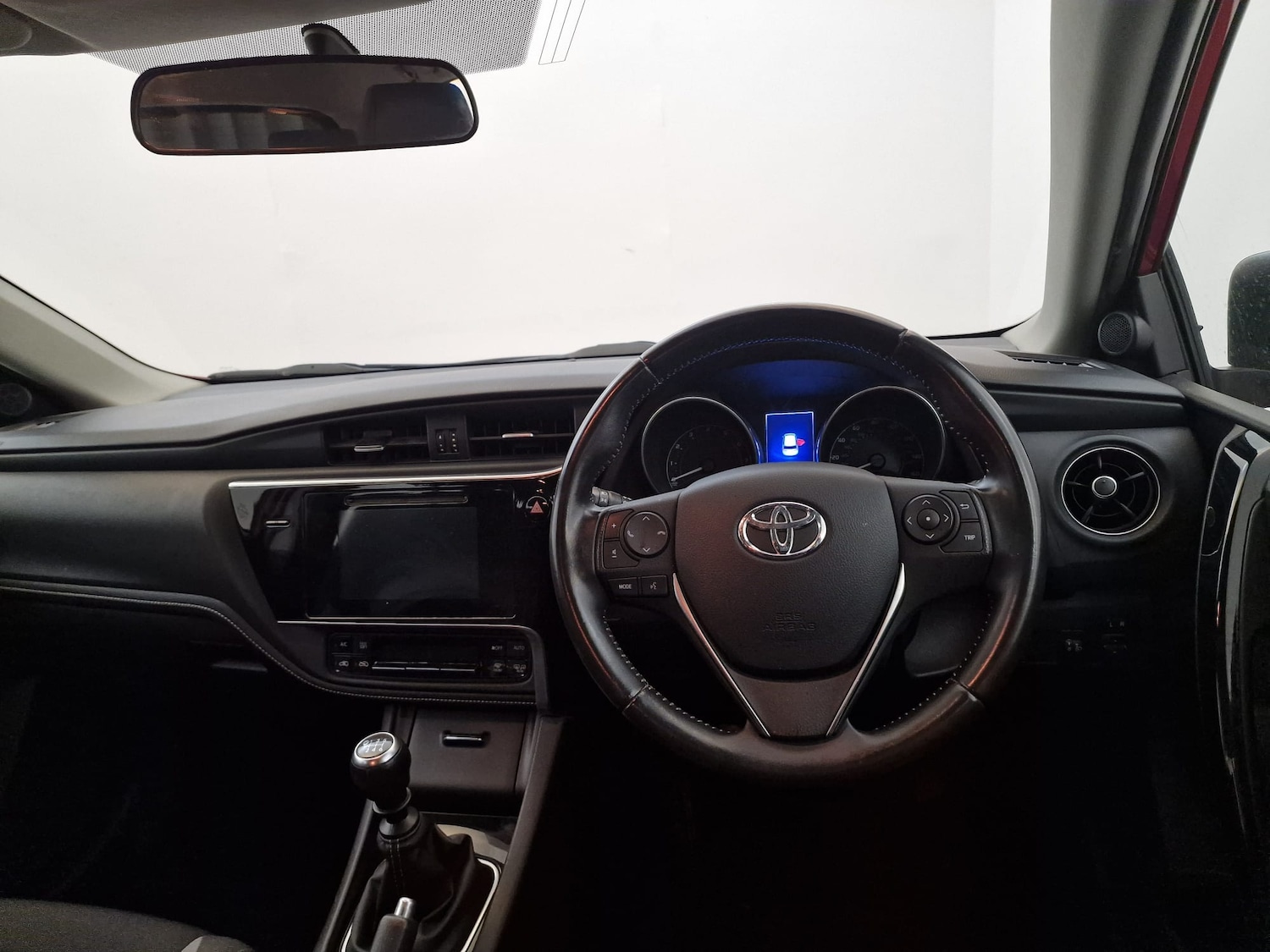 Used Toyota Auris 2017 for sale - 76968108: Photo 15