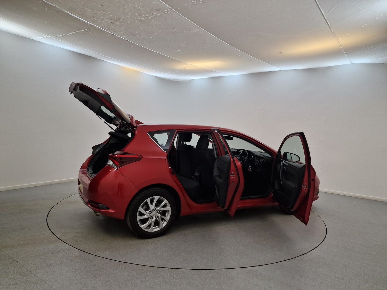 Used Toyota Auris 2017 for sale - 76968108: Photo 38