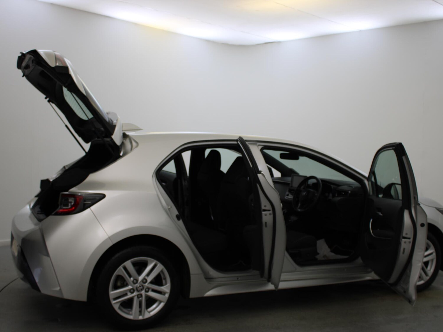 Used Toyota Corolla 2022 for sale - 76755441: Photo 31