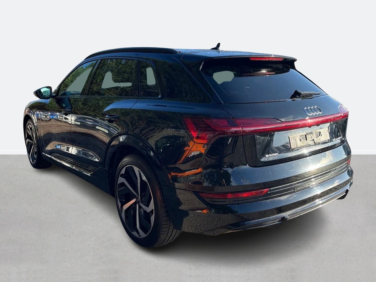 Used Audi e-tron 2025 for sale - 76610848: Photo 2