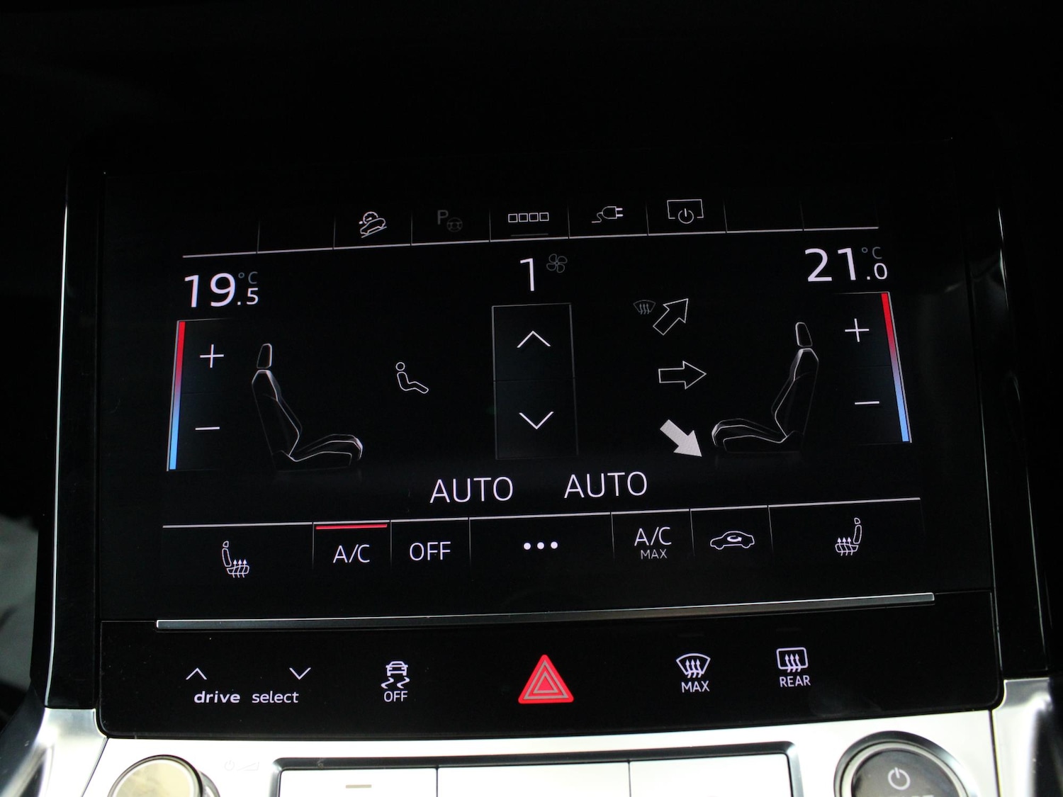 Used Audi e-tron 2026 for sale - 76610848: Photo 25