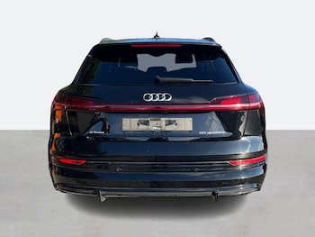 Used Audi e-tron 2025 for sale - 76610848: Photo