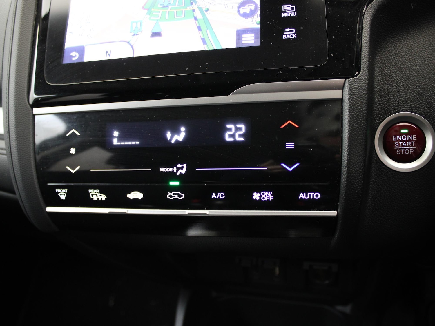 Used Honda Jazz 2015 for sale - 77398080: Photo 27