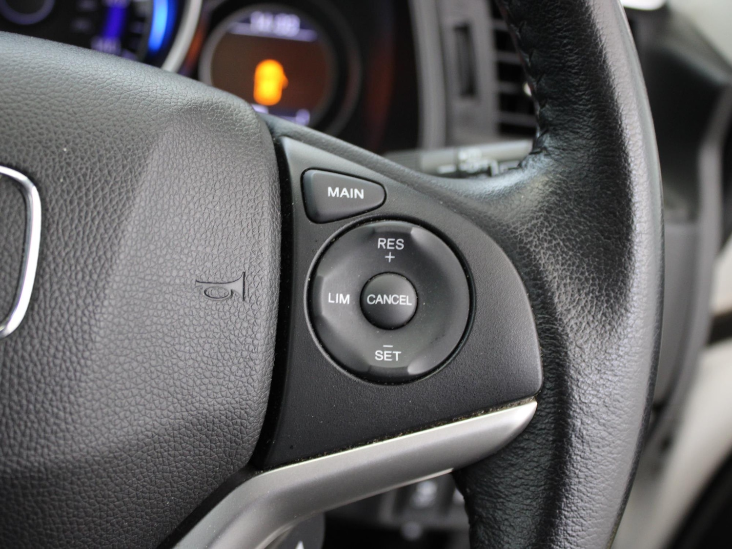 Used Honda Jazz 2015 for sale - 77398080: Photo 33