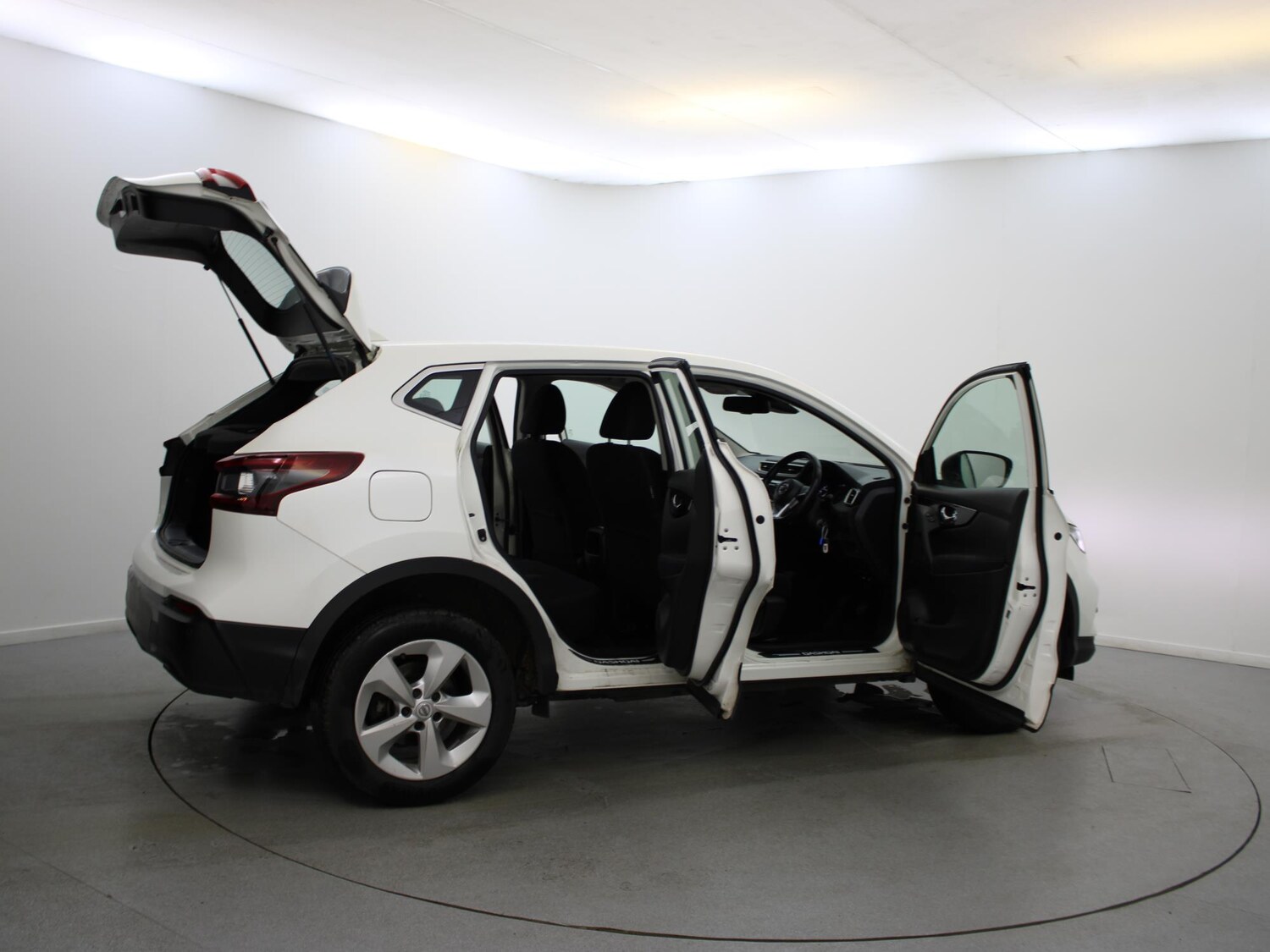 Used Nissan Qashqai 2021 for sale - 77812524: Photo 33