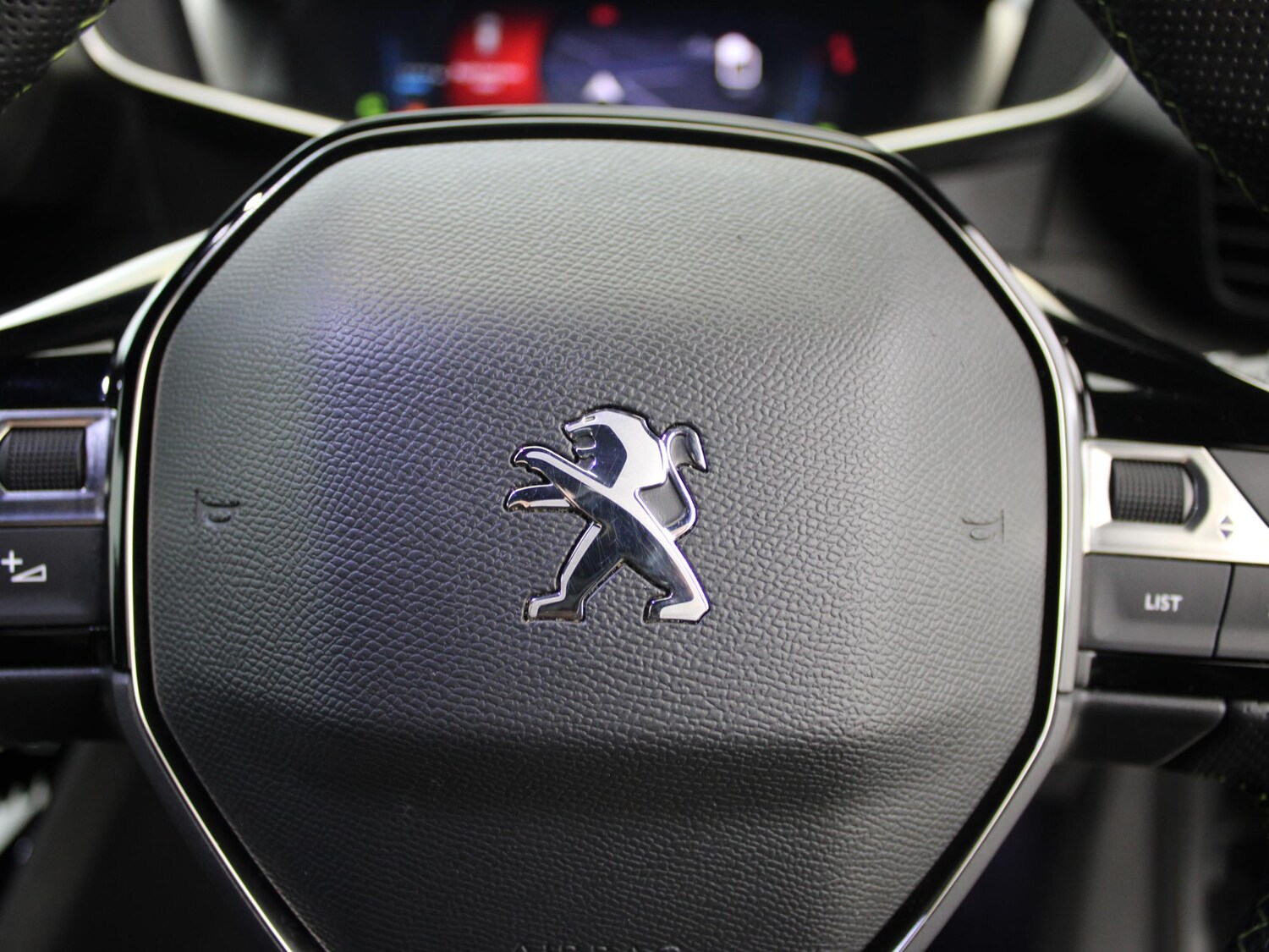 Used Peugeot 208 2022 for sale - 76442699: Photo 32