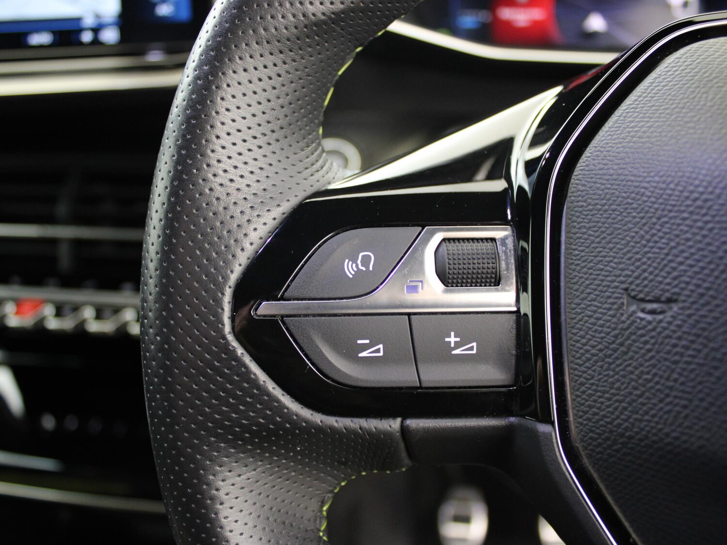 Used Peugeot 208 2022 for sale - 76442699: Photo 33