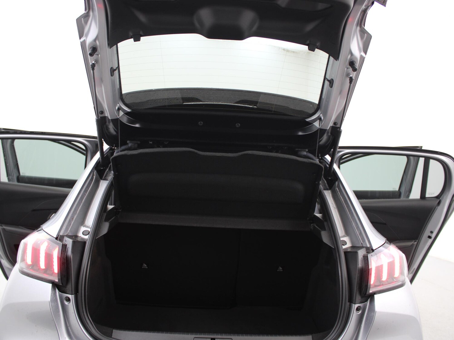 Used Peugeot 208 2022 for sale - 76442699: Photo 38