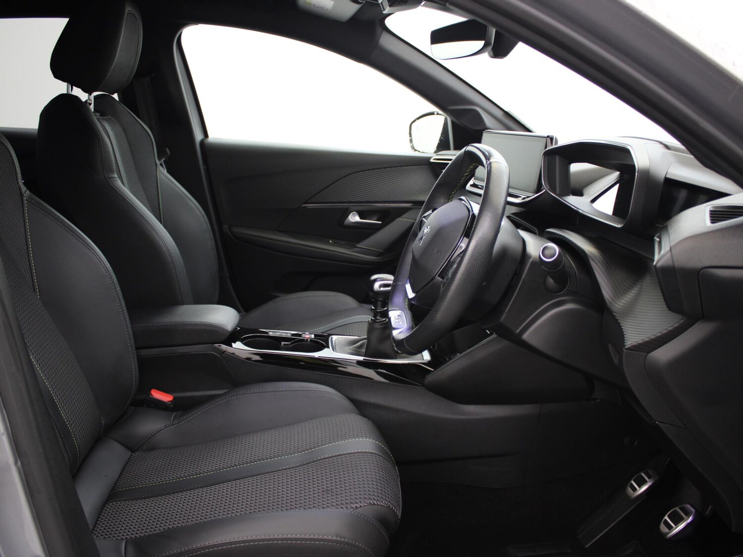 Used Peugeot 208 2022 for sale - 76442699: Photo 9