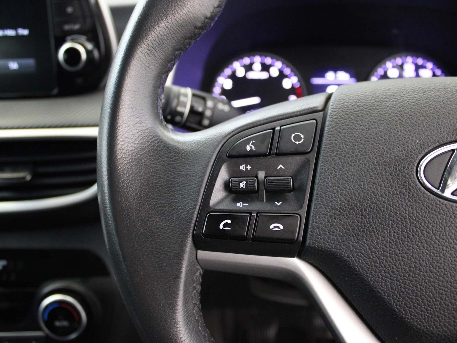 Used Hyundai TUCSON 2019 for sale - 76553502: Photo 27