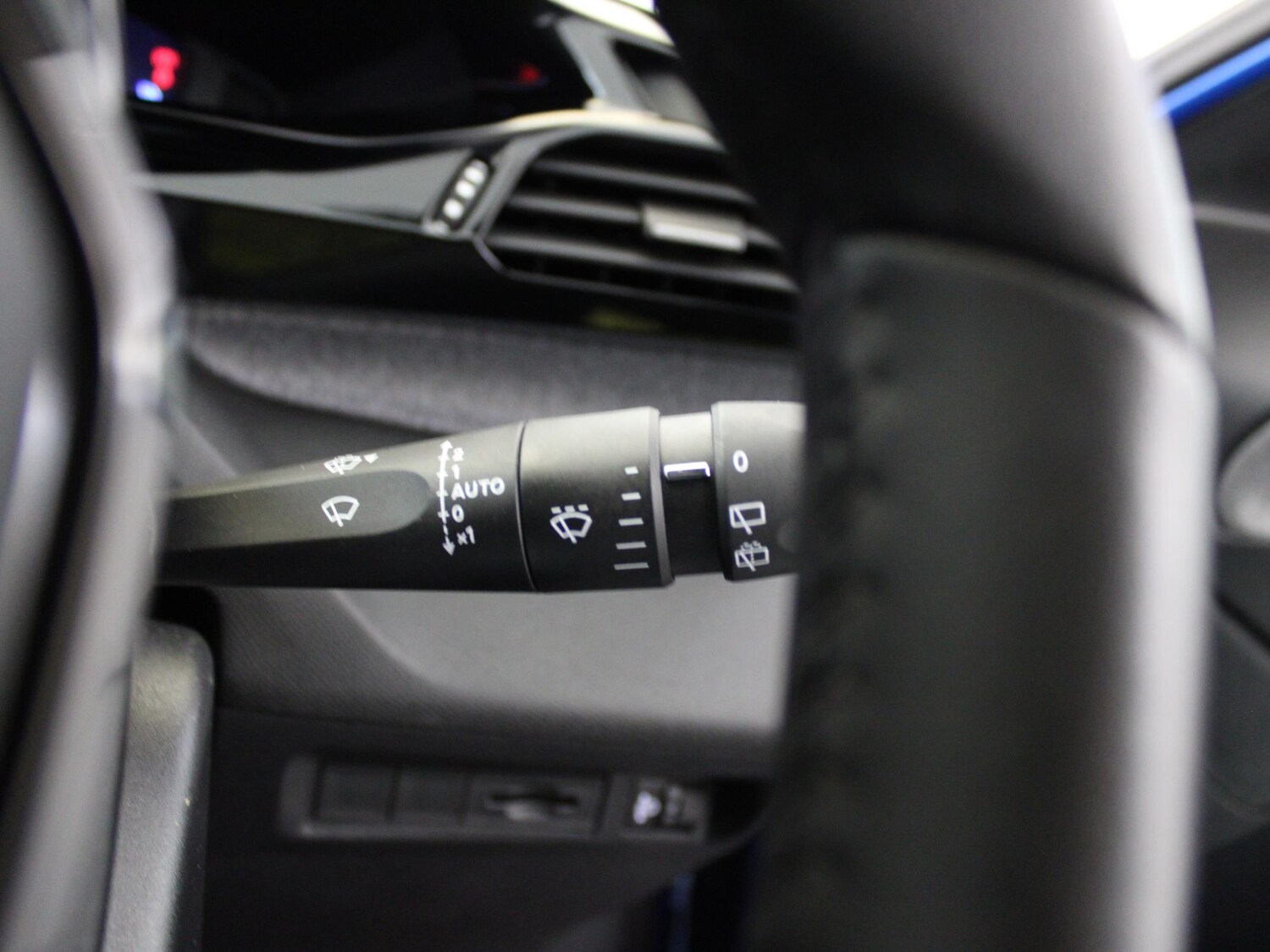 Used Peugeot 308 2023 for sale - 76047421: Photo 31