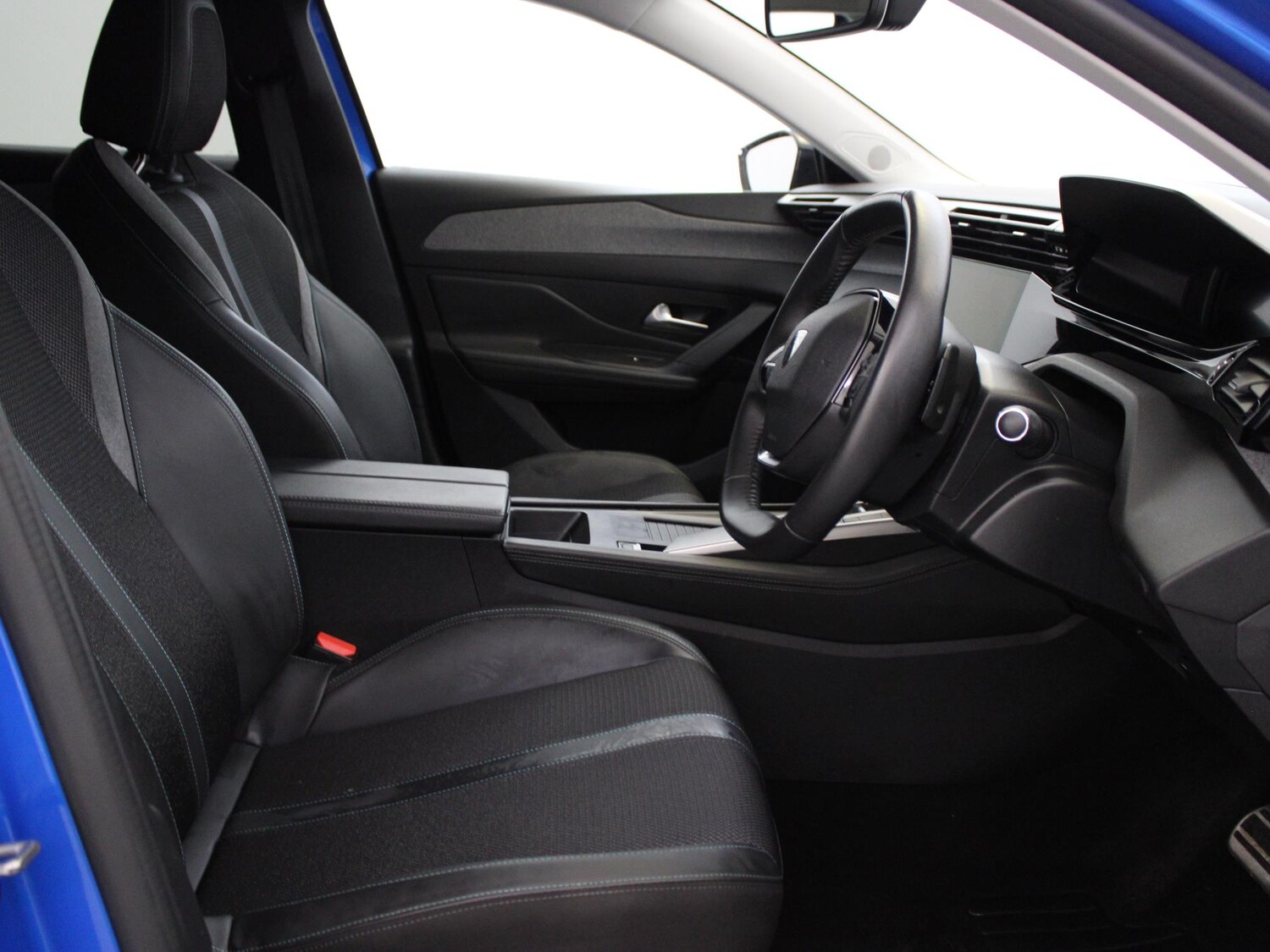 Used Peugeot 308 2023 for sale - 76047421: Photo 9