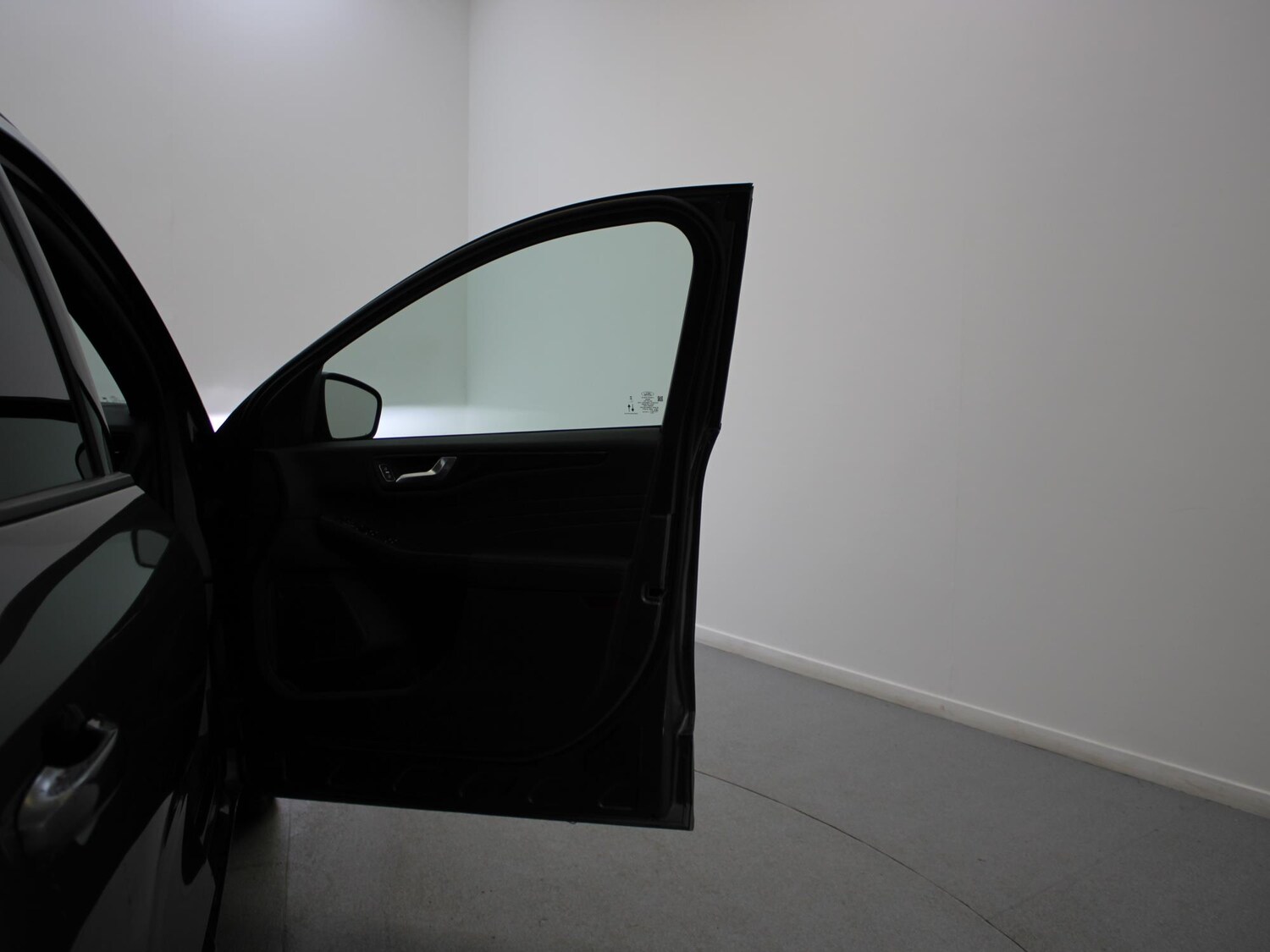 Used Ford Kuga 2022 for sale - 77842915: Photo 33