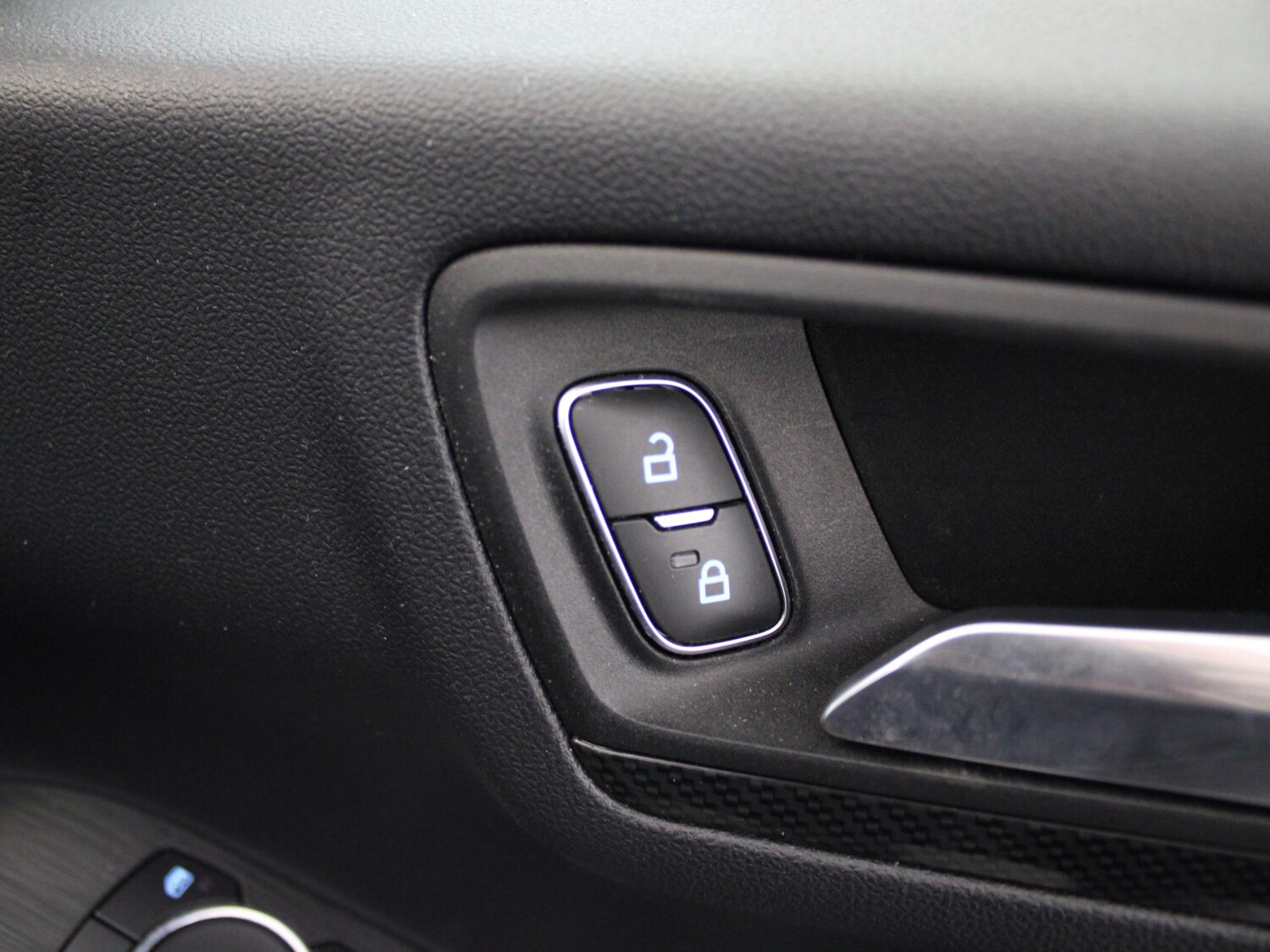 Used Ford Kuga 2022 for sale - 77842915: Photo 34