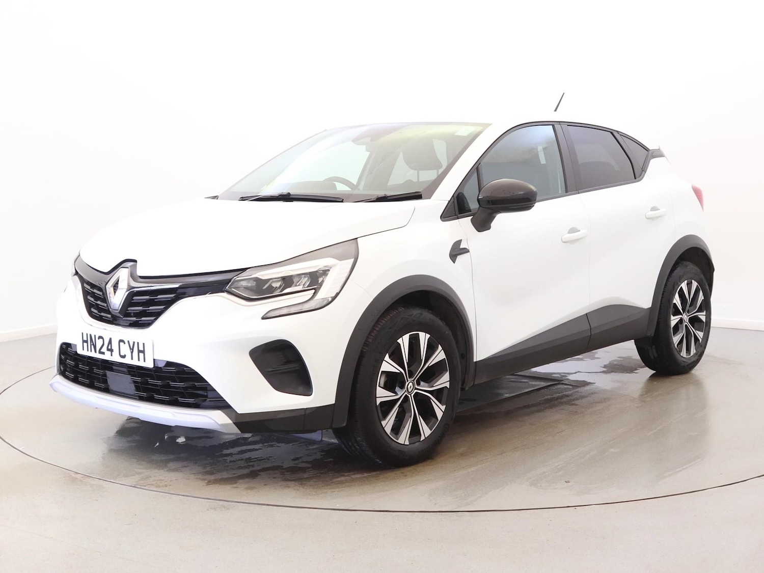 Used Renault Captur 2024 for sale - 76177433: Photo 3