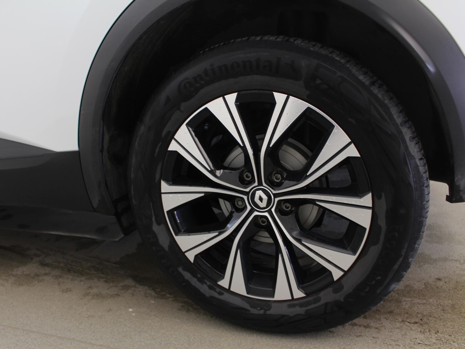 Used Renault Captur 2024 for sale - 76177433: Photo 33