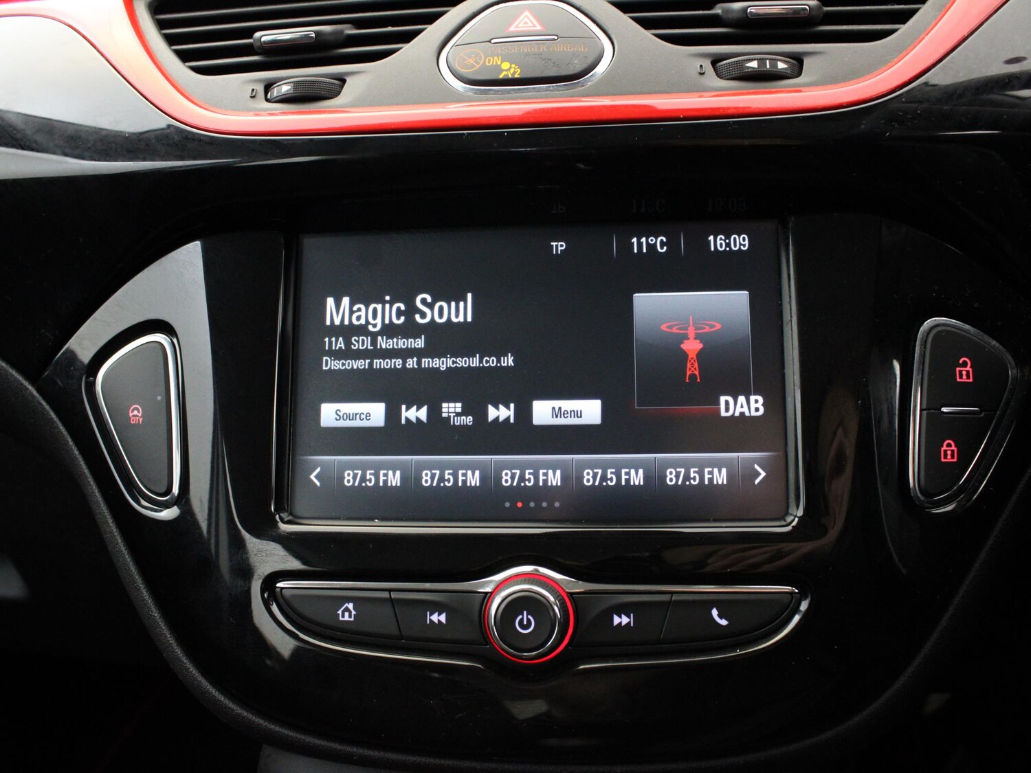 Used Vauxhall Corsa 2017 for sale - 77535257: Photo 17