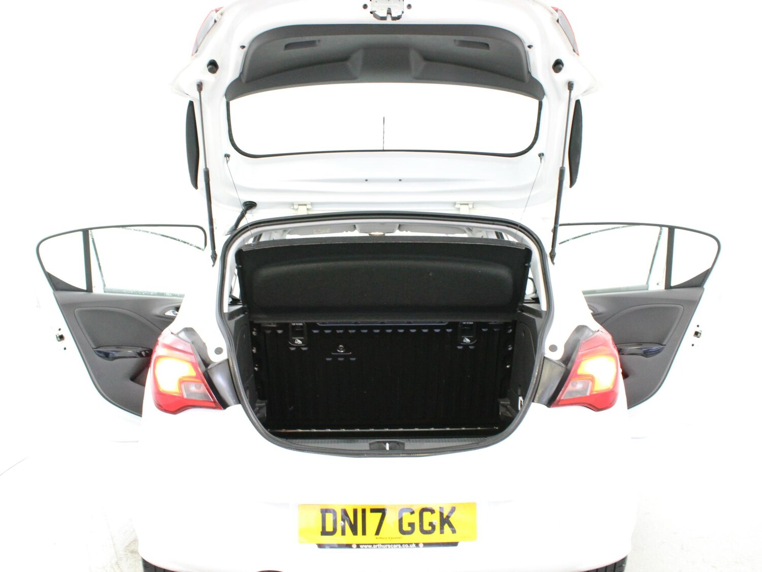 Used Vauxhall Corsa 2017 for sale - 77535257: Photo 24