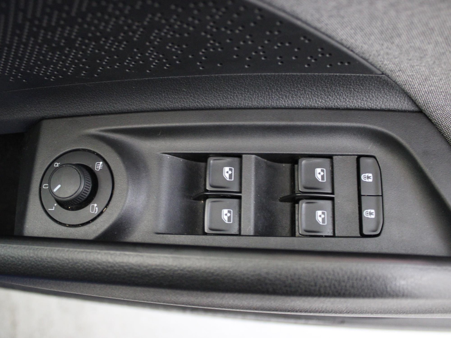 Used Skoda Enyaq 2021 for sale - 77158934: Photo 42