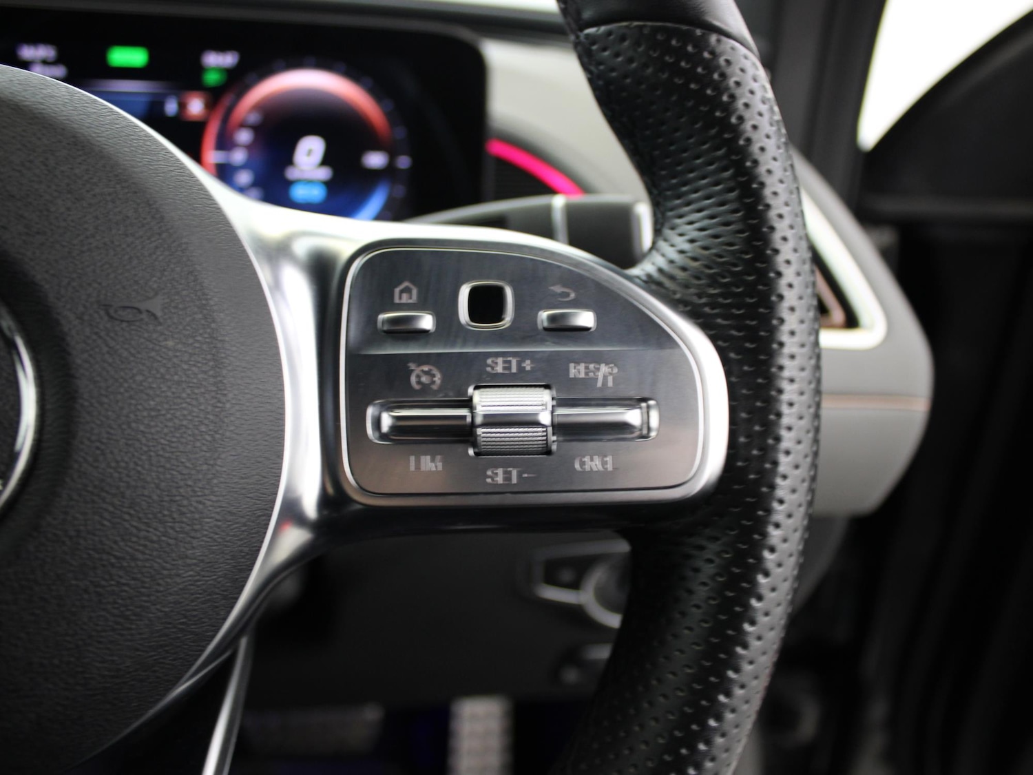 Used Mercedes-Benz EQC 2020 for sale - 77044380: Photo 38